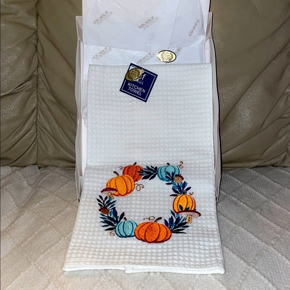 Von Maur Other - NWT White Kitchen Towel with embroidered Pumpkin Wreath Design.